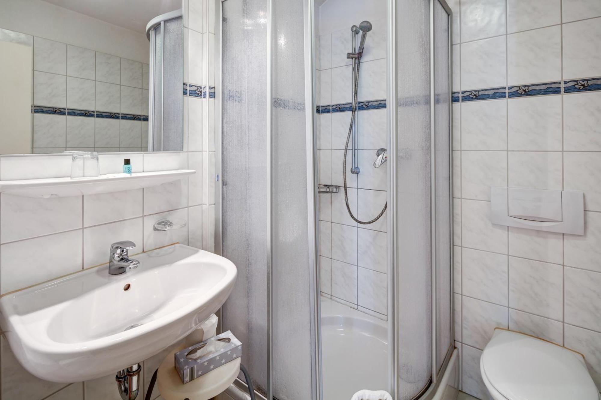 Hotel Leander Bitburg Εξωτερικό φωτογραφία