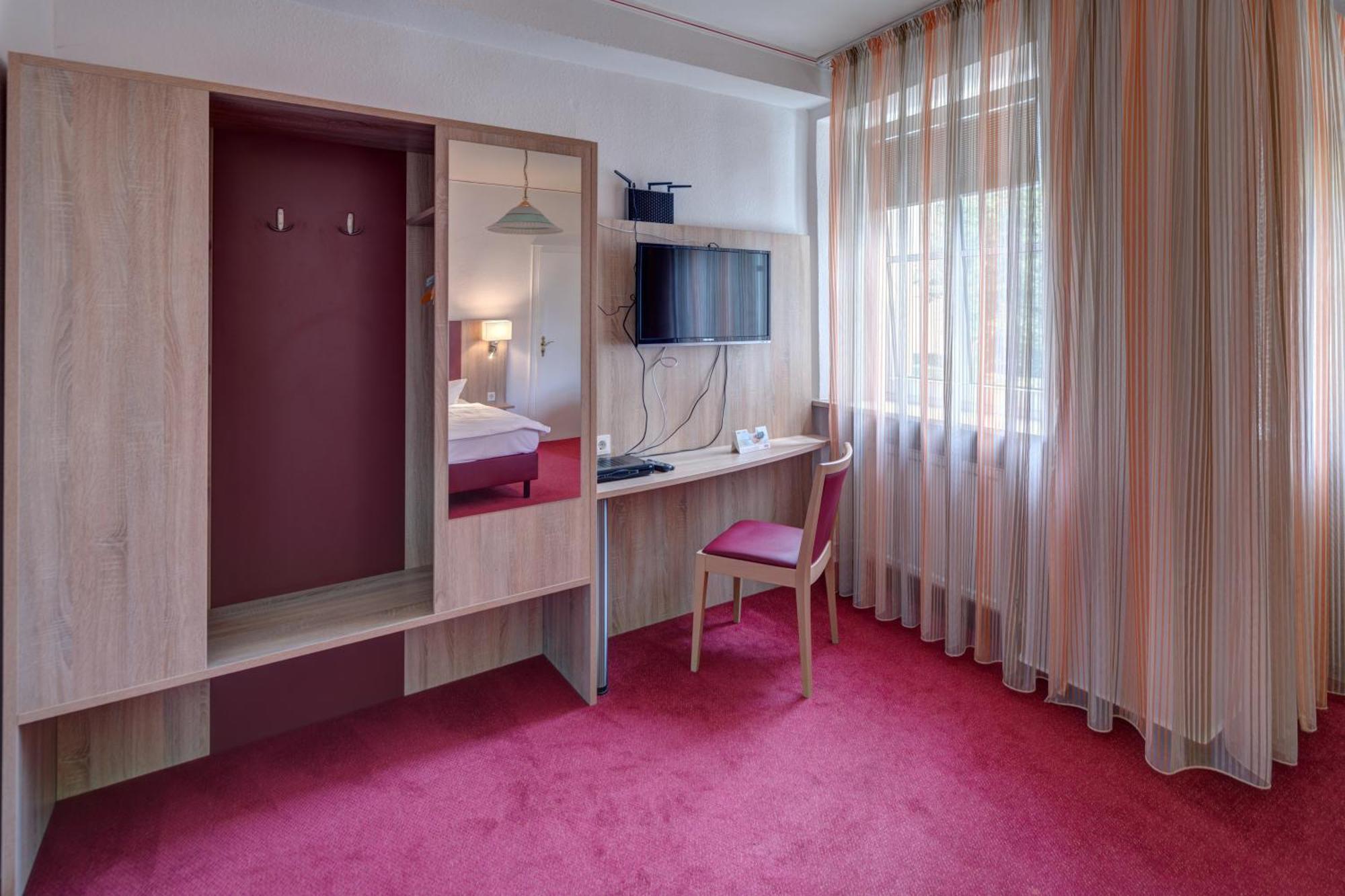 Hotel Leander Bitburg Εξωτερικό φωτογραφία