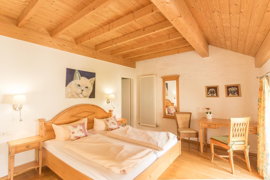 Hotel Leander Bitburg Εξωτερικό φωτογραφία